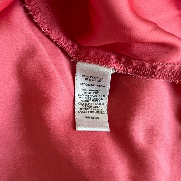 Gently worn - Express V Neck Zip Blouse - Picture 5 of 5